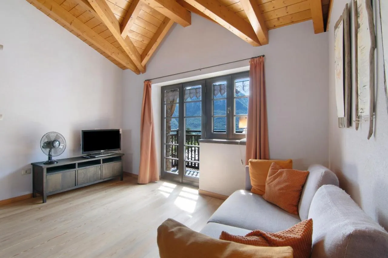 Casa Pollicina Villa Margno Italy